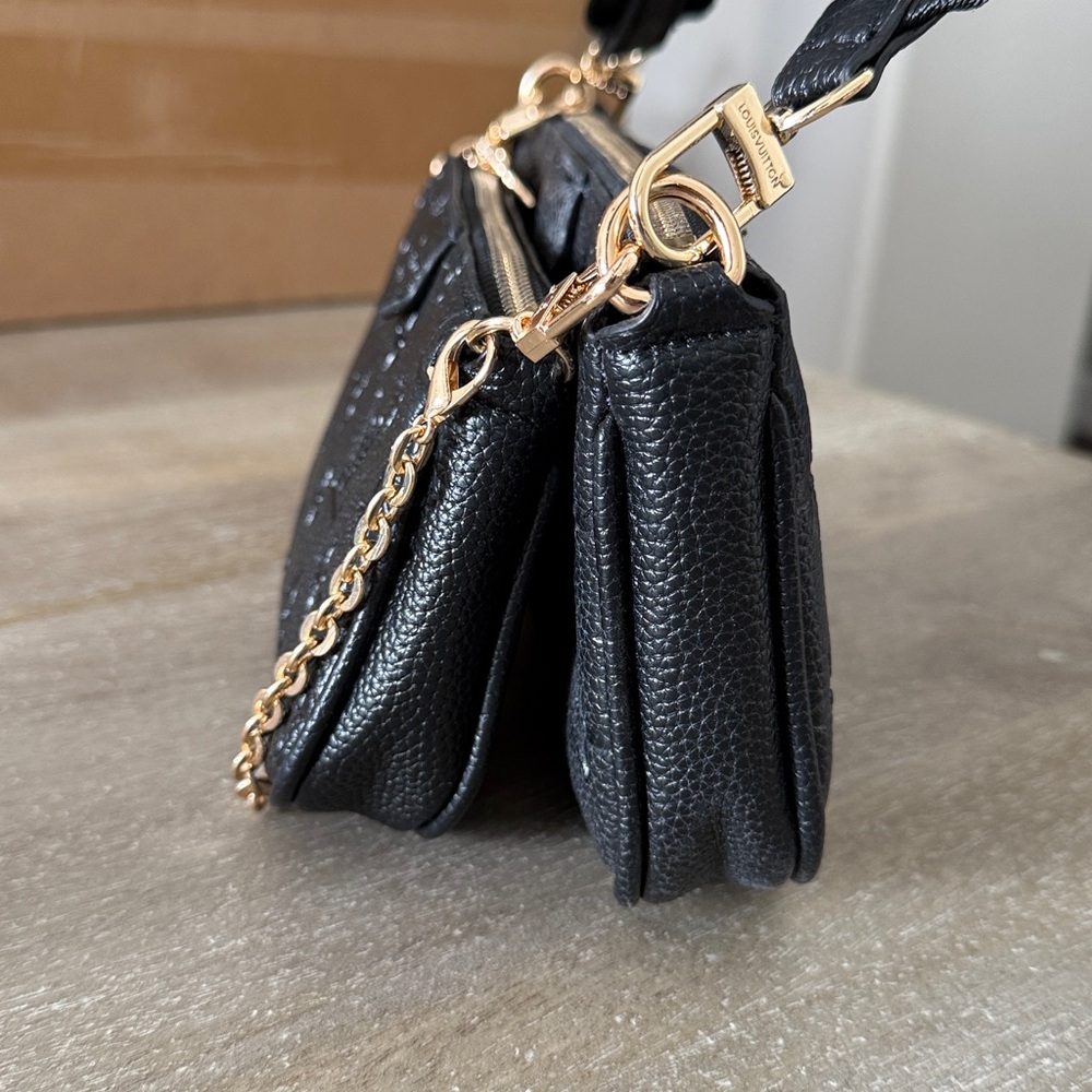 Purse - Picture 4 of 7